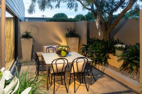 Photo of property in Highwic, 32u3 Hobson Street, Thorndon, Wellington, 6011