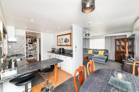 Photo of property in 44 Kaimanawa Street, Kelvin Grove, Palmerston North, 4414