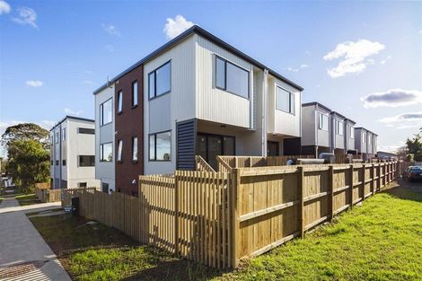 Photo of property in 1/5 Chevis Place, Pakuranga, Auckland, 2010