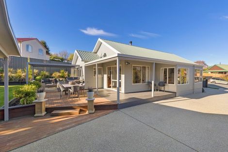 Photo of property in 5 Mount Iron Drive, Wanaka, 9305