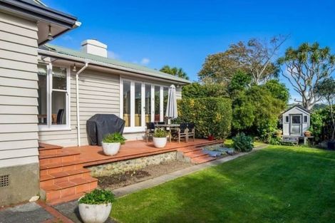 Photo of property in 11 Donald Street, Karori, Wellington, 6012