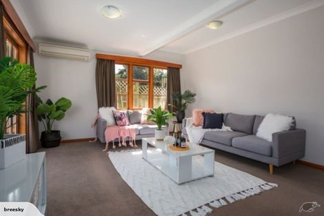 Photo of property in 49u1 Ranui Terrace, Tawa, Wellington, 5028