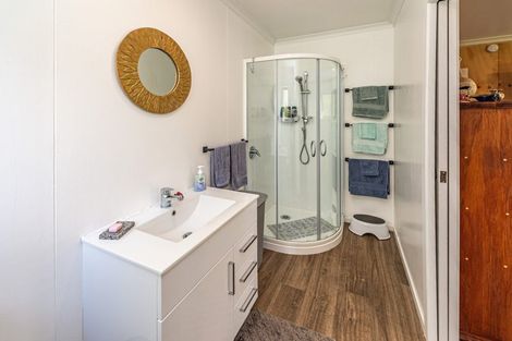 Photo of property in 394 Kaiwhaiki Road, Kaiwhaiki, Whanganui, 4575