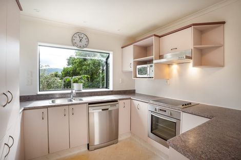 Photo of property in 195 Holborn Drive, Stokes Valley, Lower Hutt, 5019