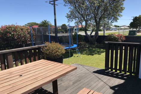 Photo of property in 102 Park Street, Hokitika, 7810