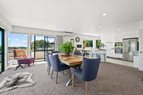 Photo of property in 117 Mangorei Road, Merrilands, New Plymouth, 4312