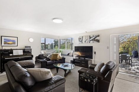 Photo of property in 1/20 Coroglen Avenue, Birkenhead, Auckland, 0626