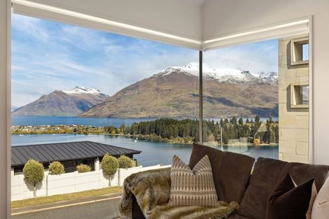 Photo of property in 76a Panorama Terrace, Queenstown, 9300