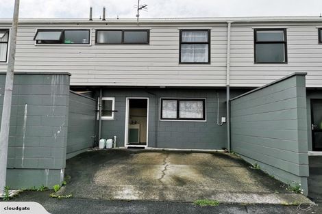 Photo of property in 20/4u Dr Taylor Terrace, Johnsonville, Wellington, 6037