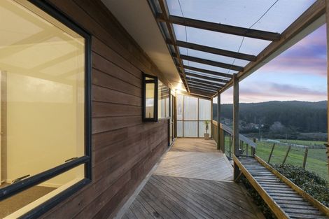 Photo of property in 100 Forestry Road, Riverhead, 0892