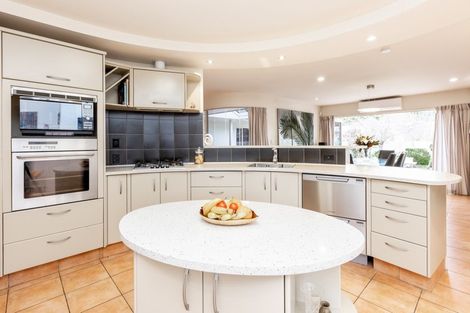 Photo of property in 21 Pukekura Place, Taradale, Napier, 4112