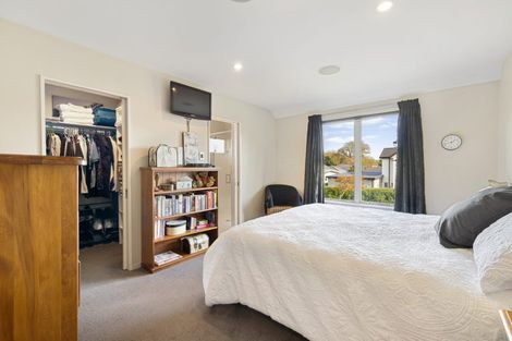 Photo of property in 2 Albion Lane, Hillmorton, Christchurch, 8024