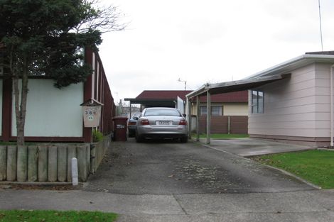 Photo of property in 38 Suzanne Grove, Kelvin Grove, Palmerston North, 4414