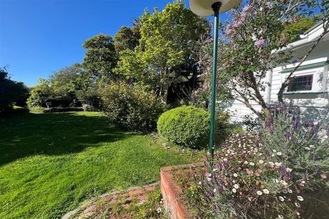 Photo of property in 18 Skerman Street, Marton, 4710