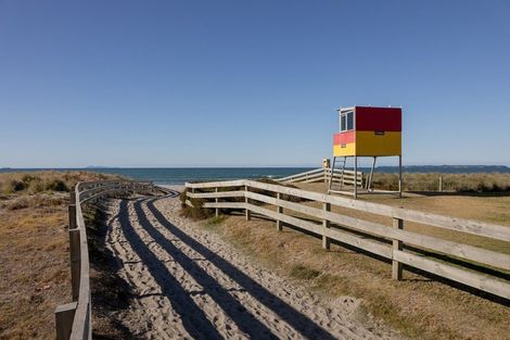 Photo of property in 1126 Papamoa Beach Road, Papamoa Beach, Papamoa, 3118