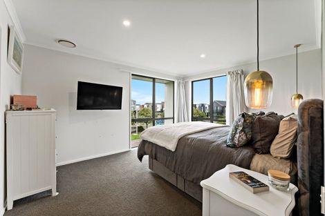 Photo of property in 2 Rangihina Road, Hobsonville, Auckland, 0616