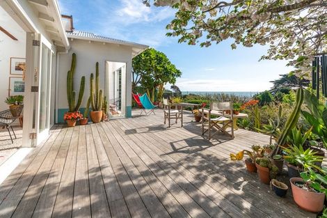 Photo of property in 121 Wellington Road, Paekakariki, 5034