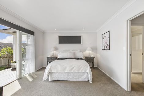 Photo of property in 14 Parsot Place, Pukekohe, 2120