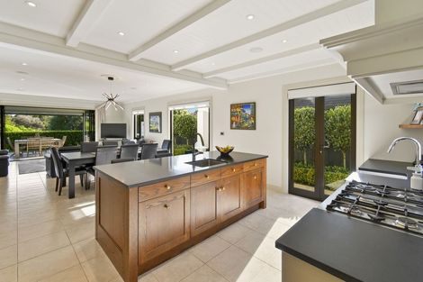 Photo of property in 3 Corsica Way, Karaka, Papakura, 2113