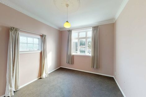 Photo of property in 39 Mornington Road, Brooklyn, Wellington, 6021