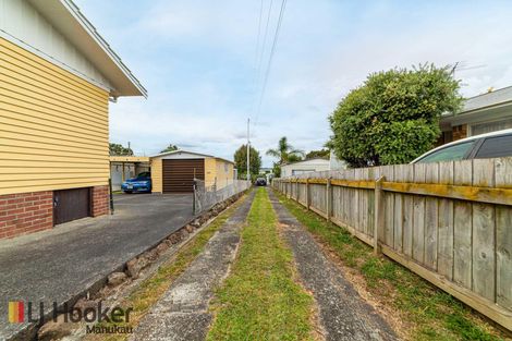 Photo of property in 61 Christmas Road, Manurewa, Auckland, 2102
