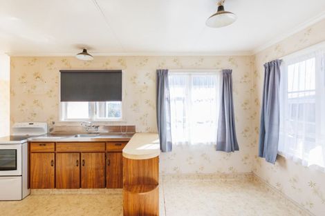 Photo of property in 11 Moray Place, Highbury, Palmerston North, 4412