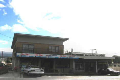 Photo of property in 99a/1 View Road, Sunnyvale, Auckland, 0612