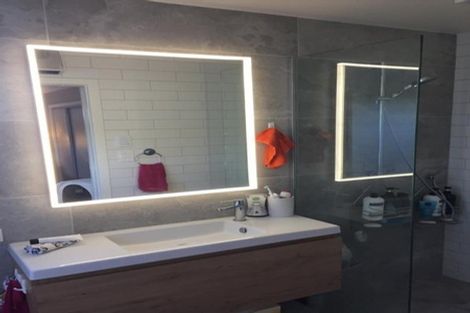 Photo of property in 51 Tainui Road, Titirangi, Auckland, 0604