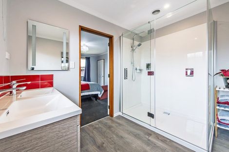 Photo of property in 3 Oldham Place, Darfield, 7510