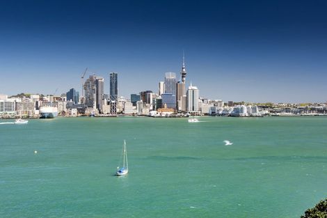 Photo of property in 53a Stanley Point Road, Stanley Point, Auckland, 0624