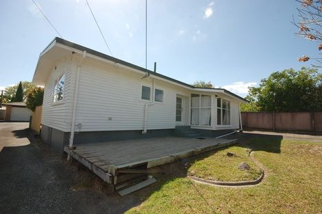 Photo of property in 1 Renata Crescent, Te Atatu Peninsula, Auckland, 0610