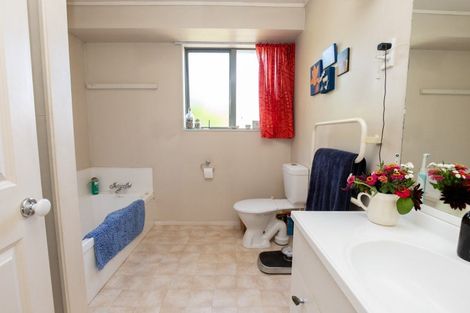 Photo of property in 53 River Road, Ngatea, 3503