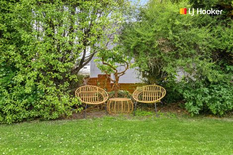 Photo of property in 73 Macandrew Road, South Dunedin, Dunedin, 9012