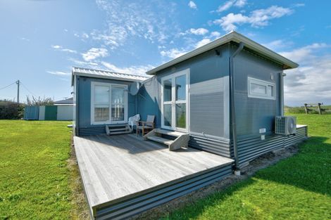 Photo of property in 60 Neva Street, Fortrose, Tokanui, 9875