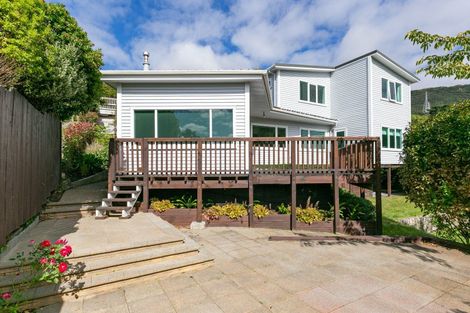 Photo of property in 34 Spencer Street, Crofton Downs, Wellington, 6035