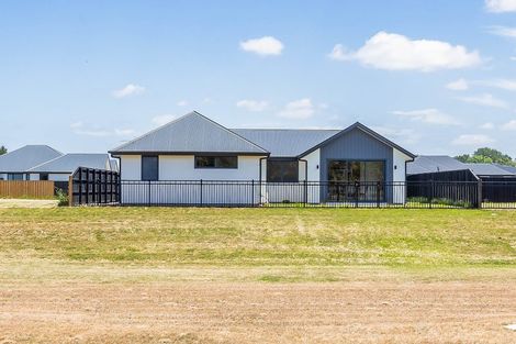 Photo of property in 20 Inch Crescent, Rangiora, 7400