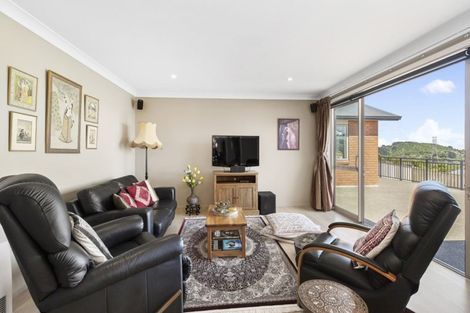 Photo of property in 12 Pacific View, Whitby, Porirua, 5024
