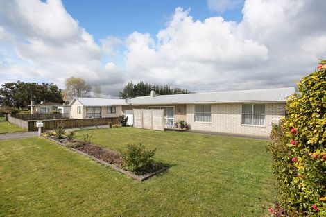 Photo of property in 20 Oaklea Avenue, Marton, 4710