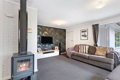 Photo of property in 49 Kathleen Crescent, Hornby, Christchurch, 8042
