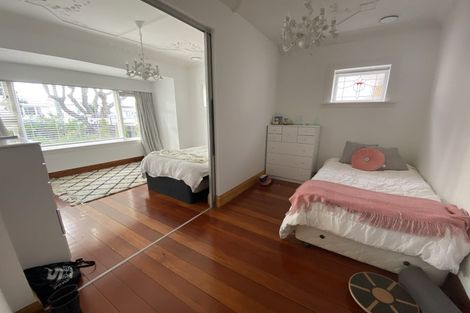 Photo of property in 52 Dundas Street, Seatoun, Wellington, 6022