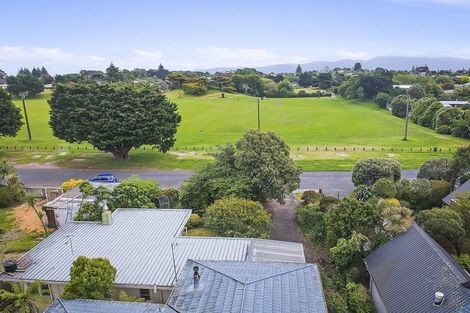 Photo of property in 28 Weka Road, Raumati Beach, Paraparaumu, 5032
