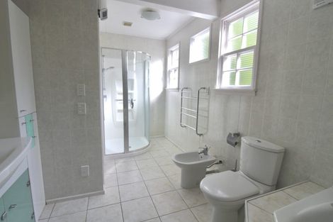 Photo of property in 13 David Crescent, Karori, Wellington, 6012