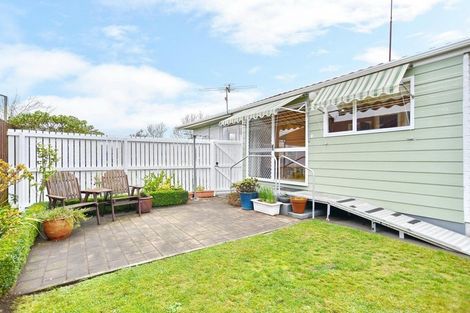 Photo of property in 1 Larkhill Place, Russley, Christchurch, 8042