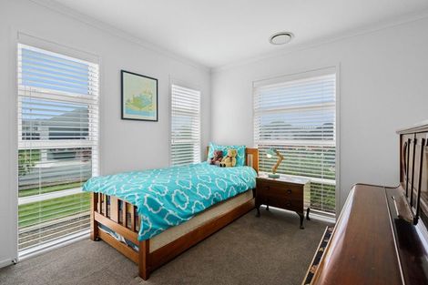 Photo of property in 10 Kaaka Street, Cambridge, 3434