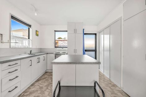 Photo of property in 105 Charles Street, Blenheim, 7201