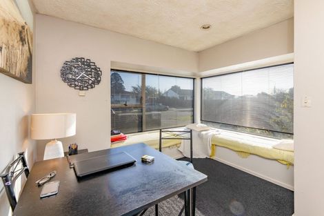Photo of property in 48 Chipping Lane, Redwood, Christchurch, 8051