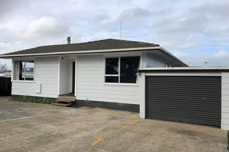 Photo of property in 2/37 John Walker Drive, Manurewa, Auckland, 2102