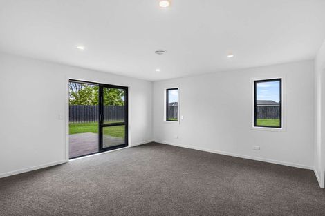 Photo of property in 1 Roach Lane, Amberley, 7481