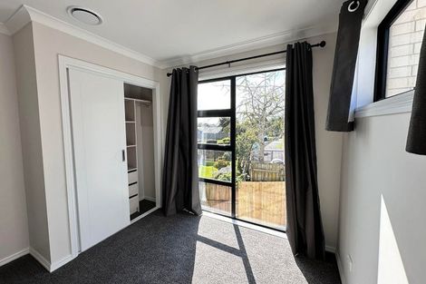 Photo of property in 19 Artesia Close, Shamrock Park, Auckland, 2016