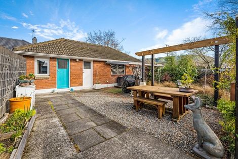 Photo of property in 3 Hikurangi Street, Te Atatu Peninsula, Auckland, 0610